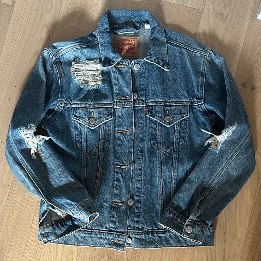 Levi's Trucker Blue Denim Jacket